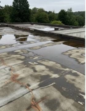 Leaking terrace before waterproofing